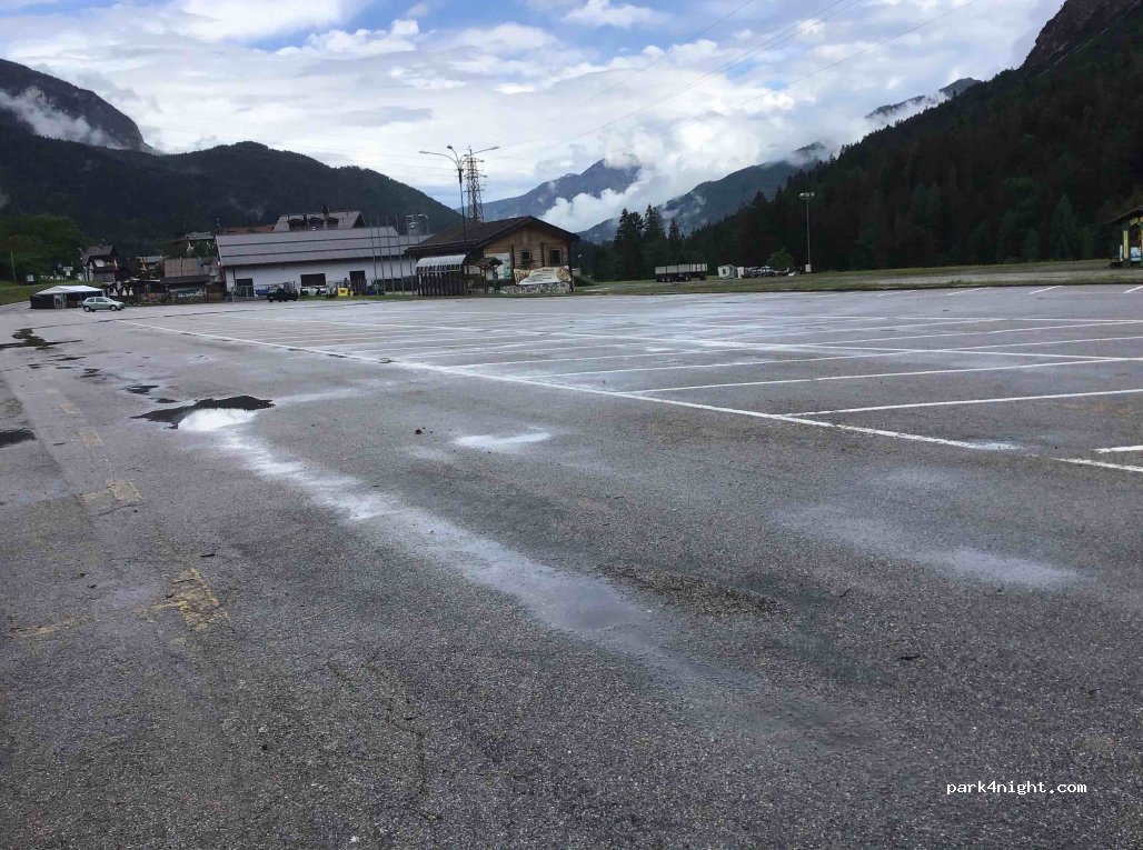 (33024) Forni di Sopra - Strada Statale 52 — foto 2