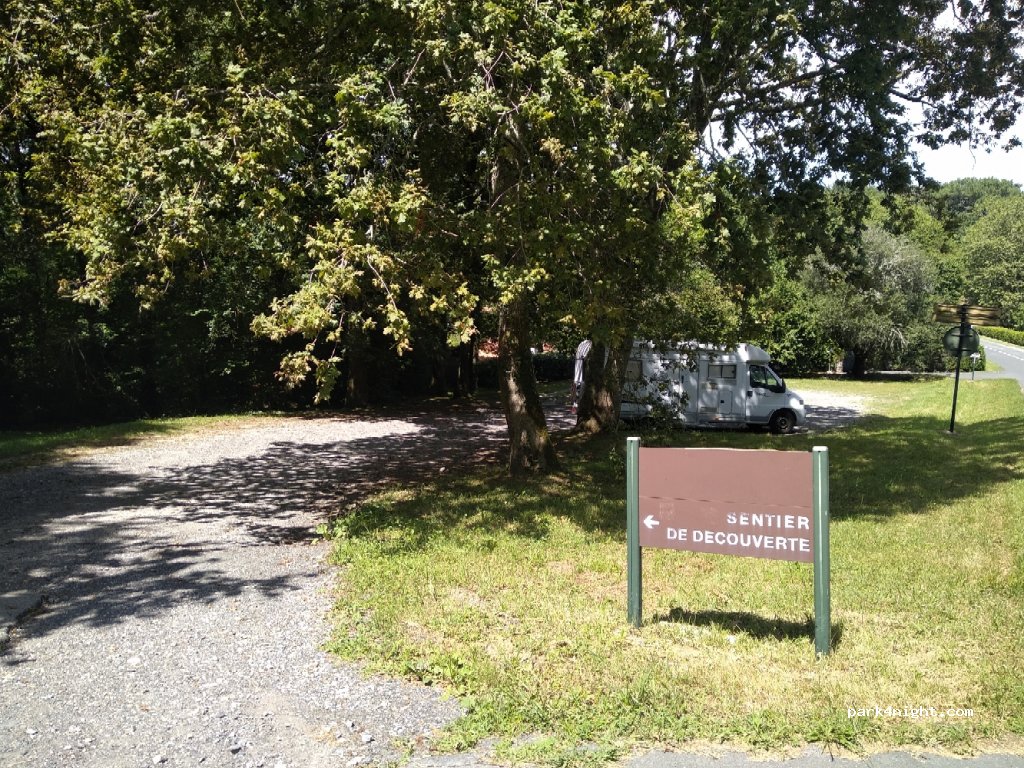(64990) Saint-Pierre-d'Irube - Chemin de Larregia — foto
