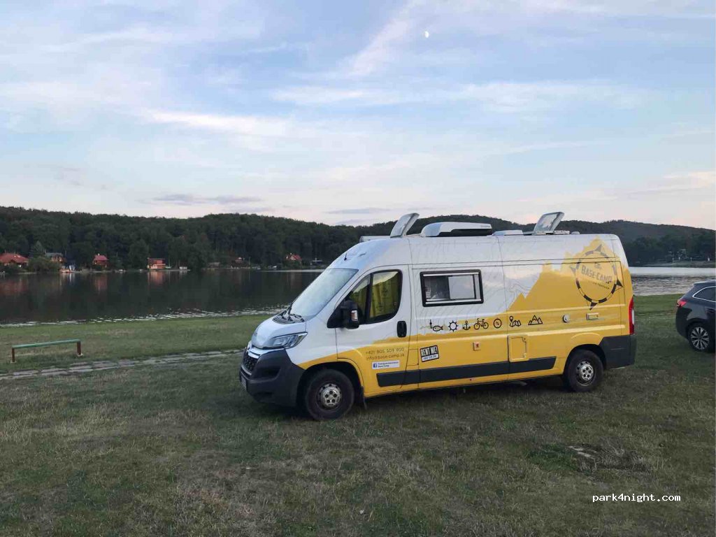 Holiday destination Vinianske lake — foto