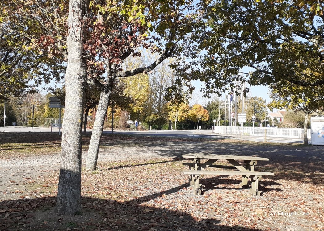 (85260) L'Herbergement - 48 Rue Georges Clemenceau / Rue du Bois Chollet — foto