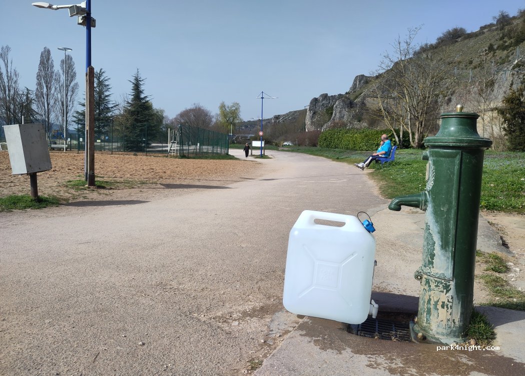 (21240) Dijon - Avenue du Premier Consul — foto 5