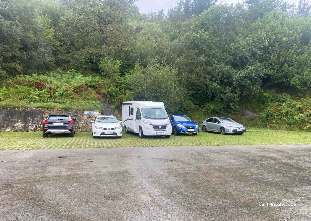 (39595) Labarces - Unnamed Road — foto 2
