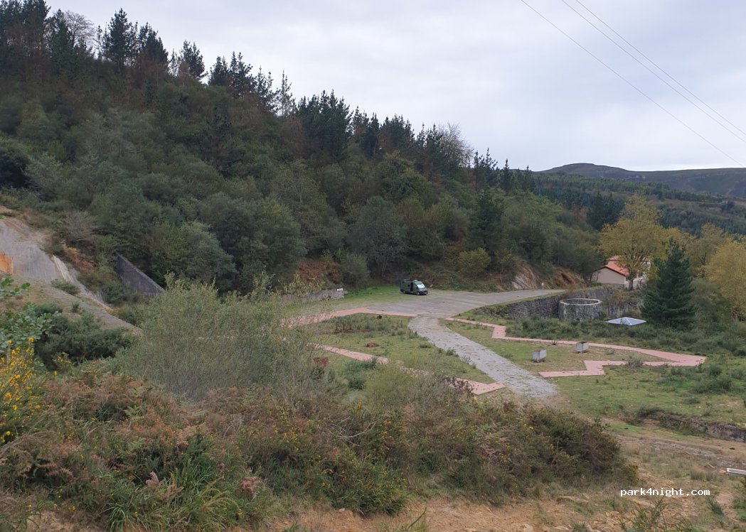 (39595) Labarces - Unnamed Road — foto 3