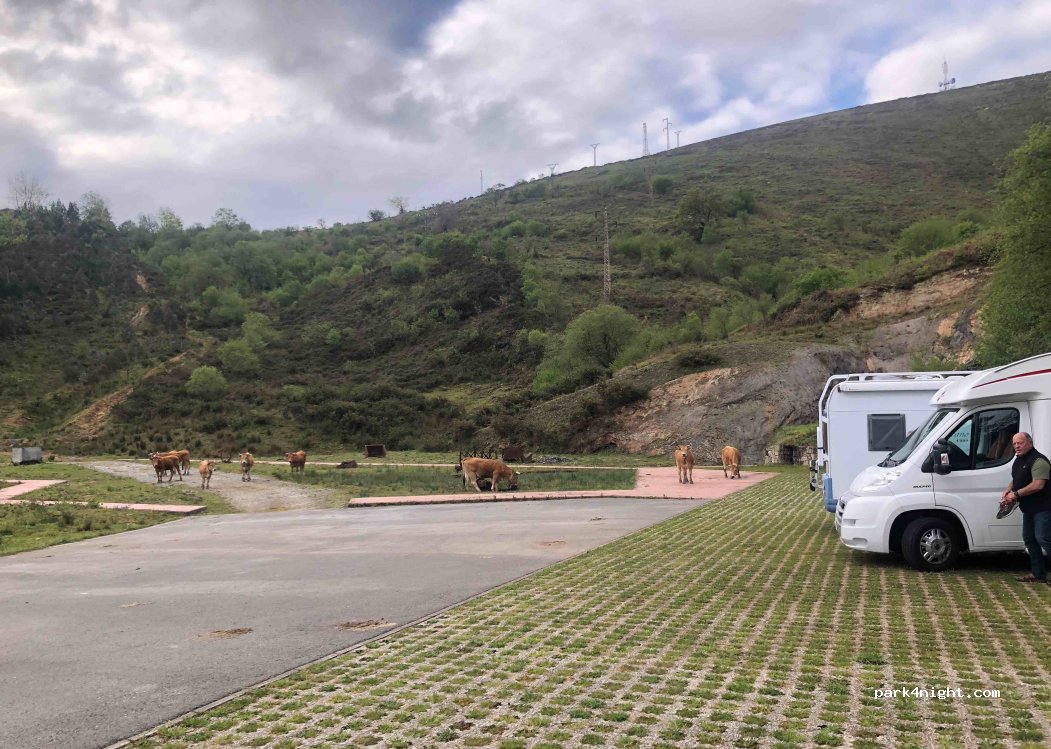(39595) Labarces - Unnamed Road — foto 4
