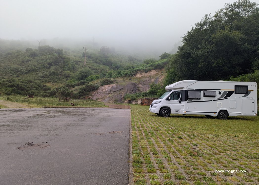 (39595) Labarces - Unnamed Road — foto 5