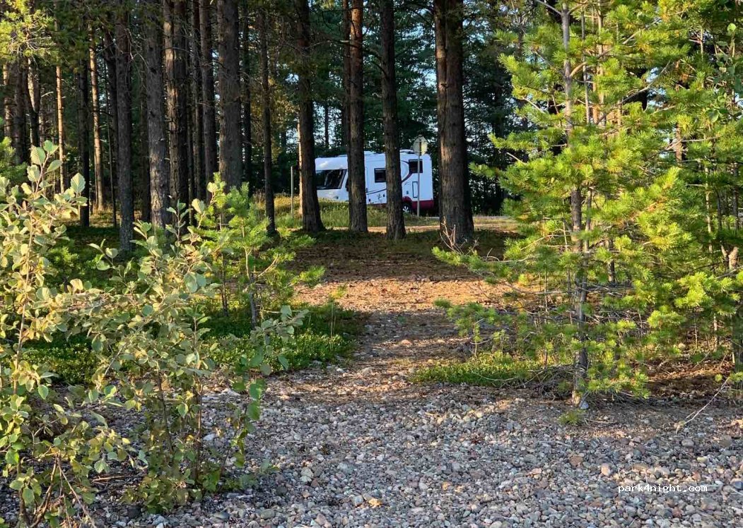 (944 73) Piteå - 251 HEMLUNDAVÄGEN — foto