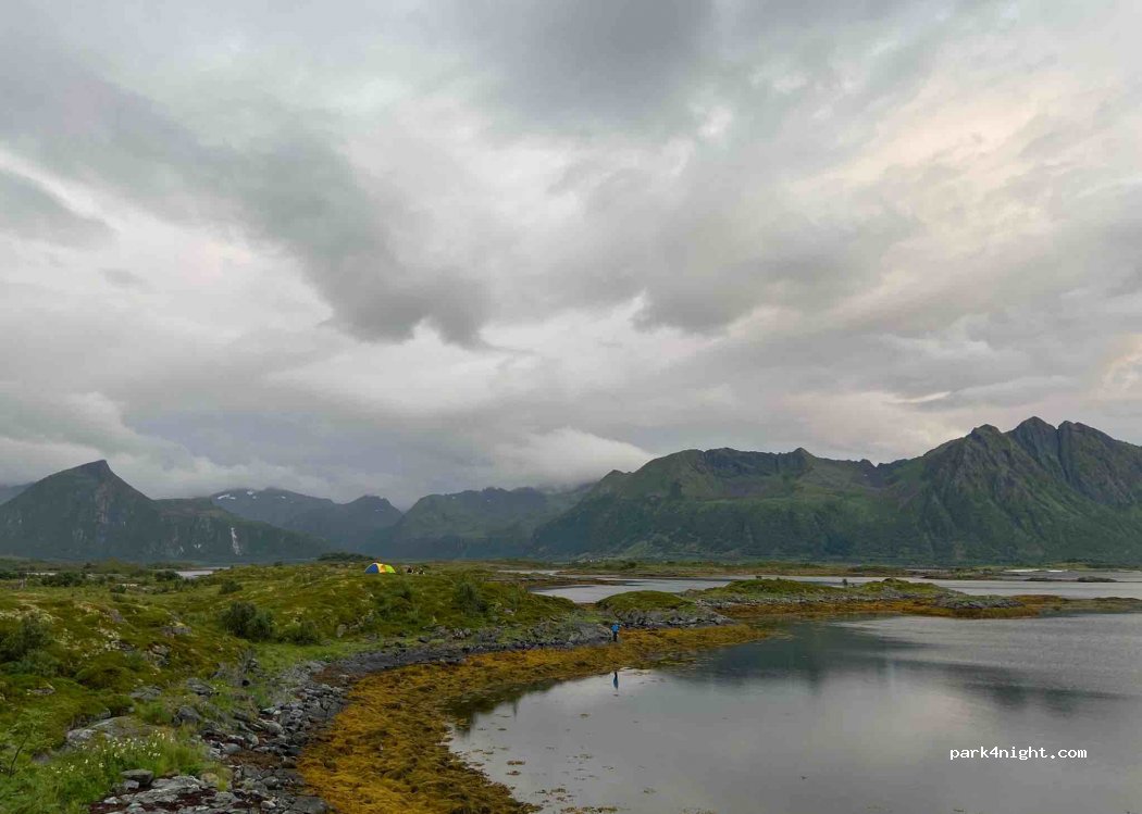 (8315) Laukvik - Unnamed Road — foto