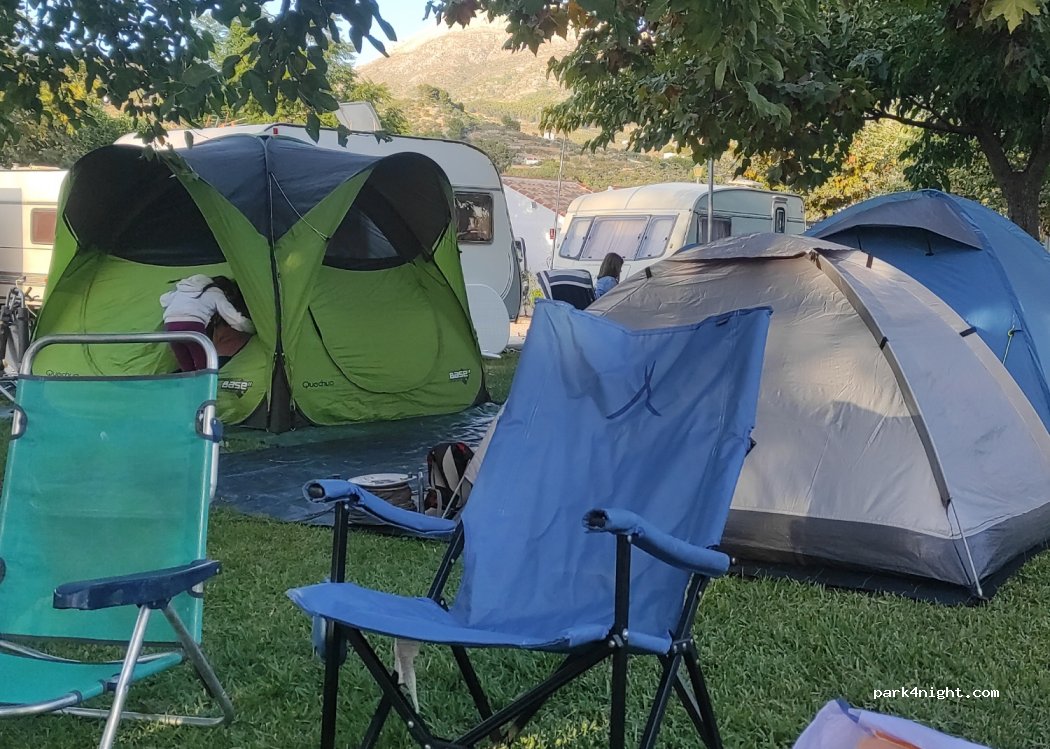Camping Sierra de las Nieves. — foto