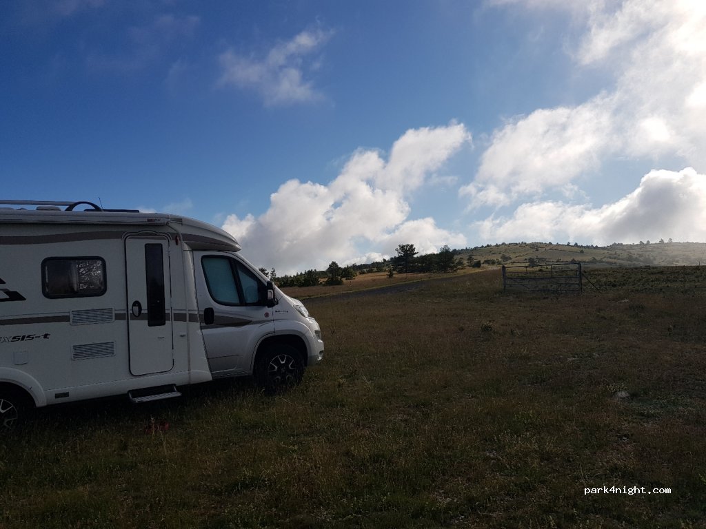 (48210) Mas-Saint-Chély - Unnamed Road — foto 4