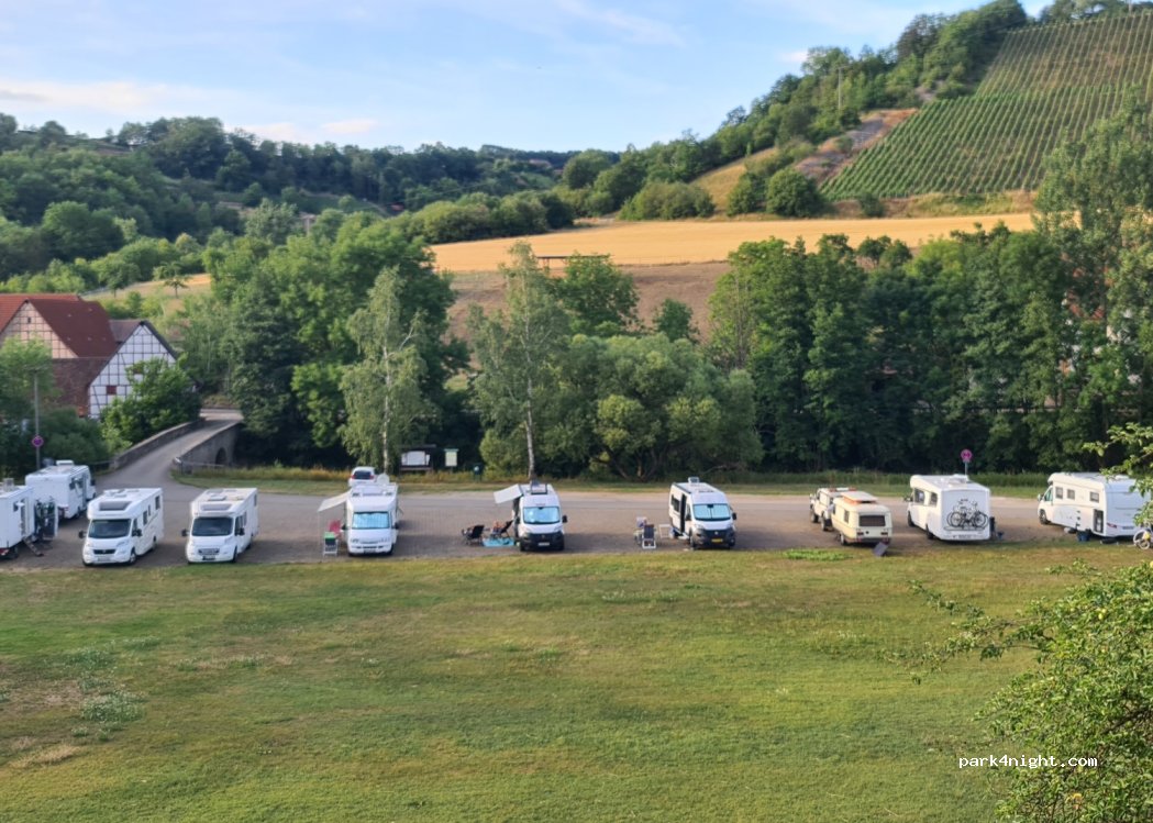 Wohnmobilstellplatz am Tauberufer — foto 2