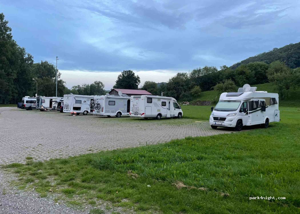 Wohnmobilstellplatz am Tauberufer — foto 3