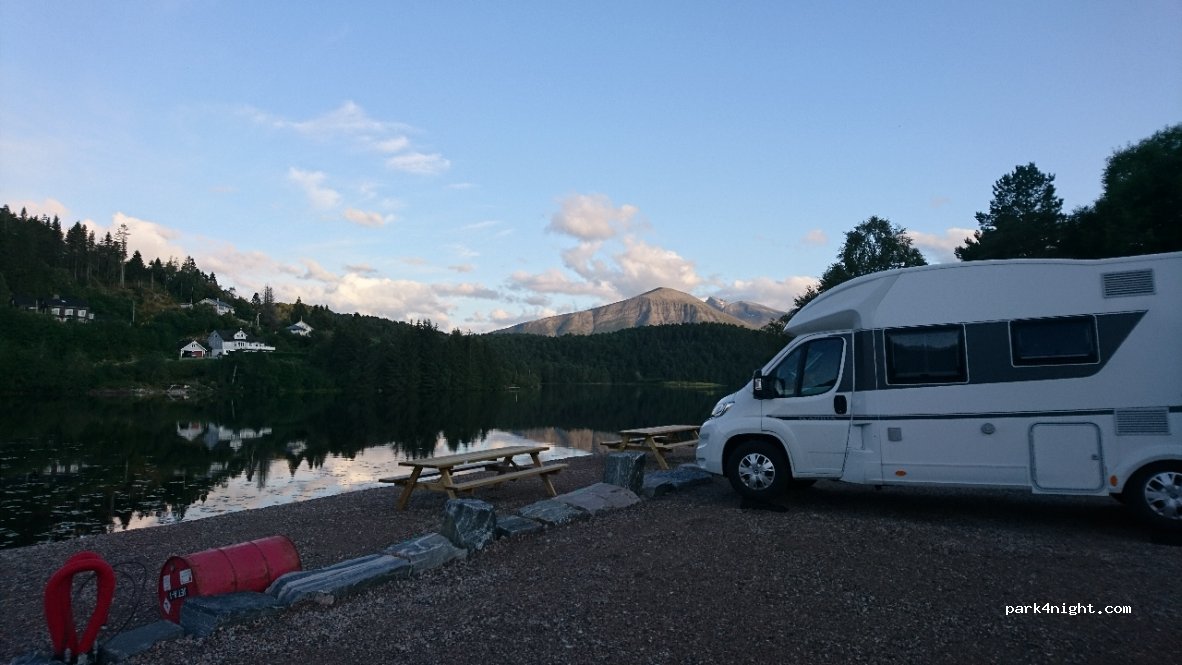 (6036) Mauseidvåg - 8 Eikremsvegen — foto 2