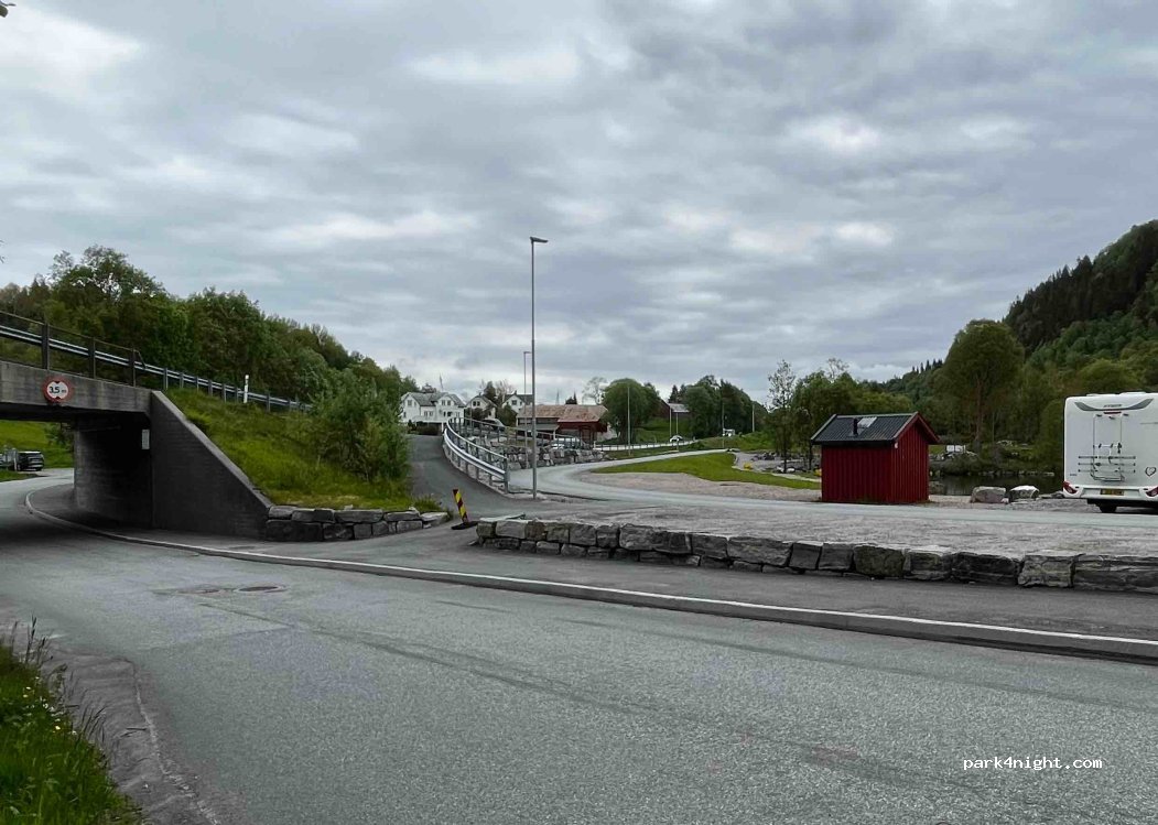 (6036) Mauseidvåg - 8 Eikremsvegen — foto 3