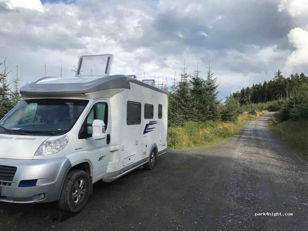 (RH18 5HF) Strathyre Forest - Unnamed Road — foto 3