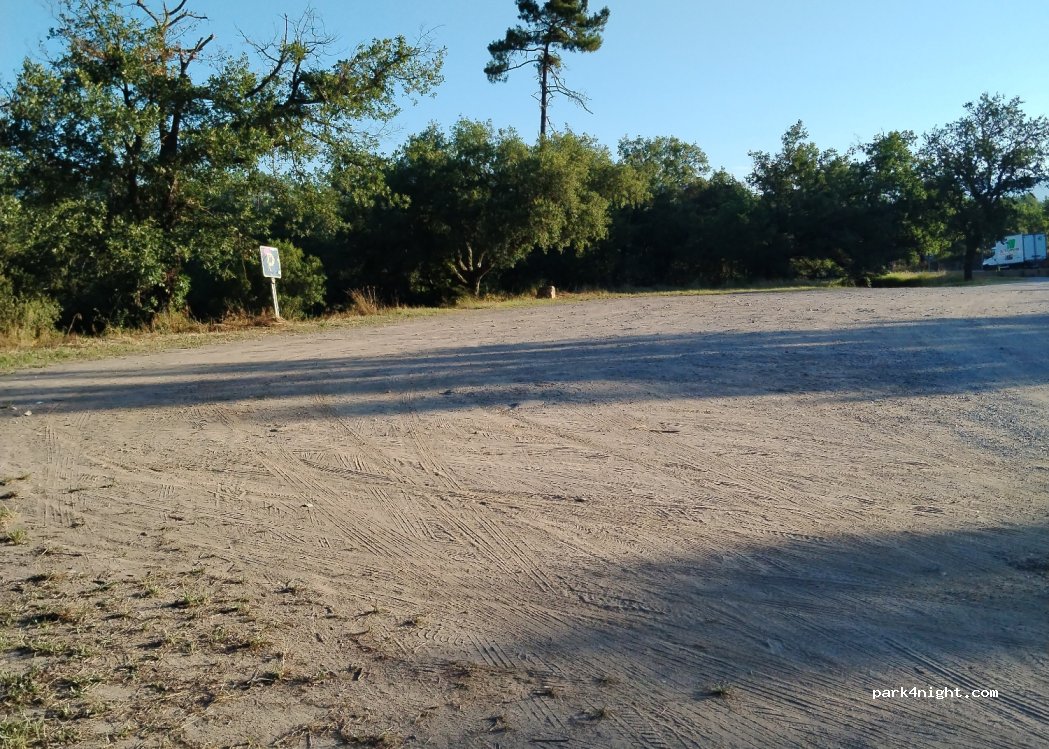 (83440) Tanneron - Route du Lac — foto 4