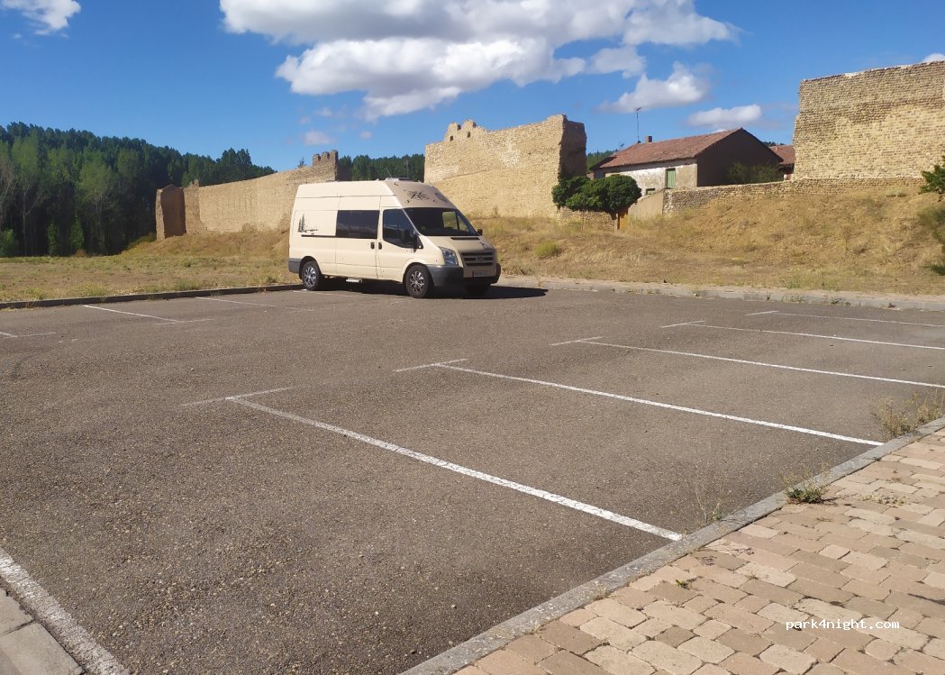 (24210) Mansilla de las Mulas - 3 Calle Muralla — foto 4
