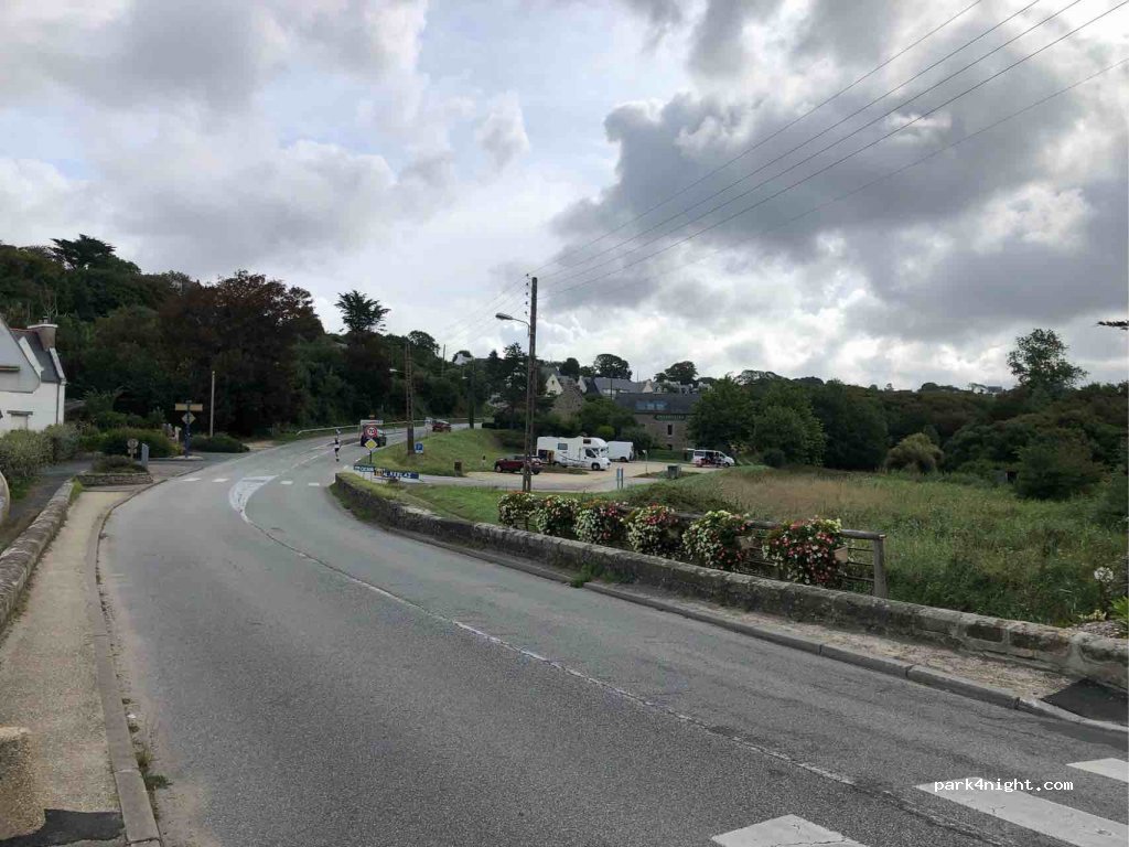 (29100) Kerlaz - Plage du Ris, Le Ry Izella — foto 2