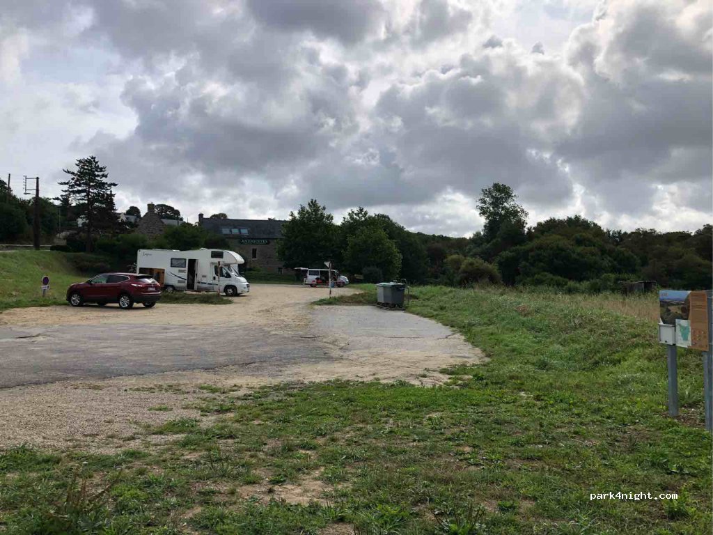 (29100) Kerlaz - Plage du Ris, Le Ry Izella — foto 4