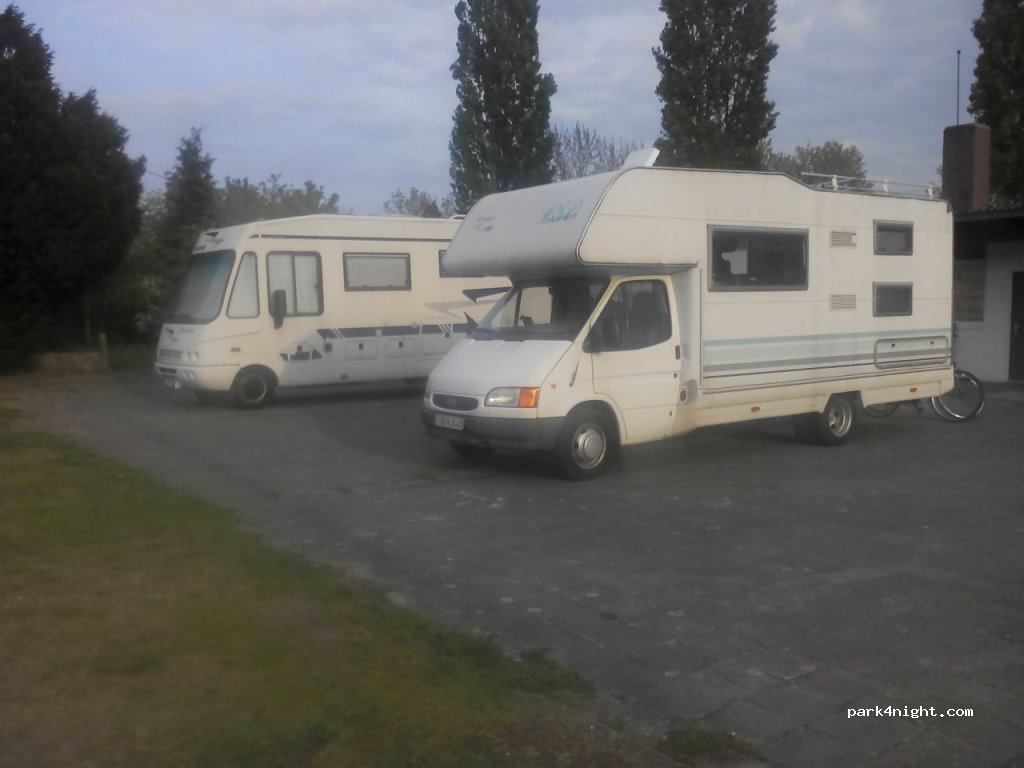 (3970) Leopoldsburg - 15 Sint-Amandinastraat — foto