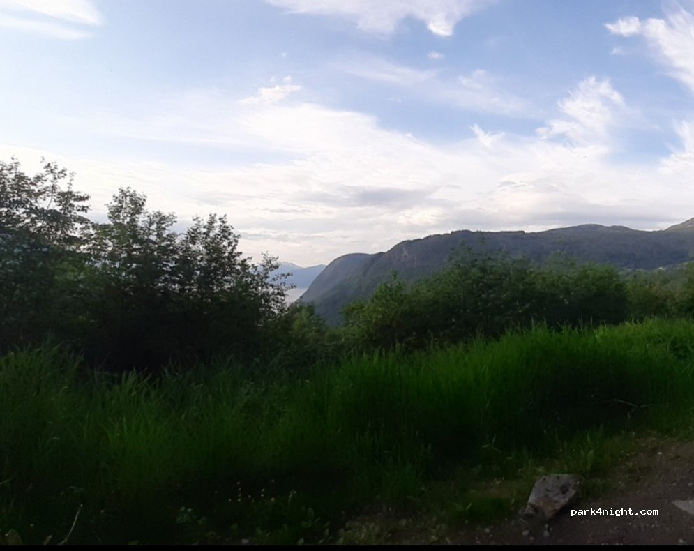 (6893) Vik I Sogn - Unnamed Road — foto 3