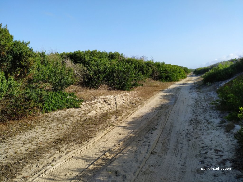 (3800)  - Unnamed Road — foto 2
