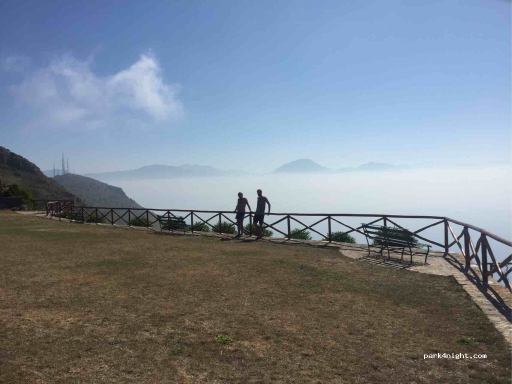 (84070) San Giovanni a Piro - Unnamed Road — foto