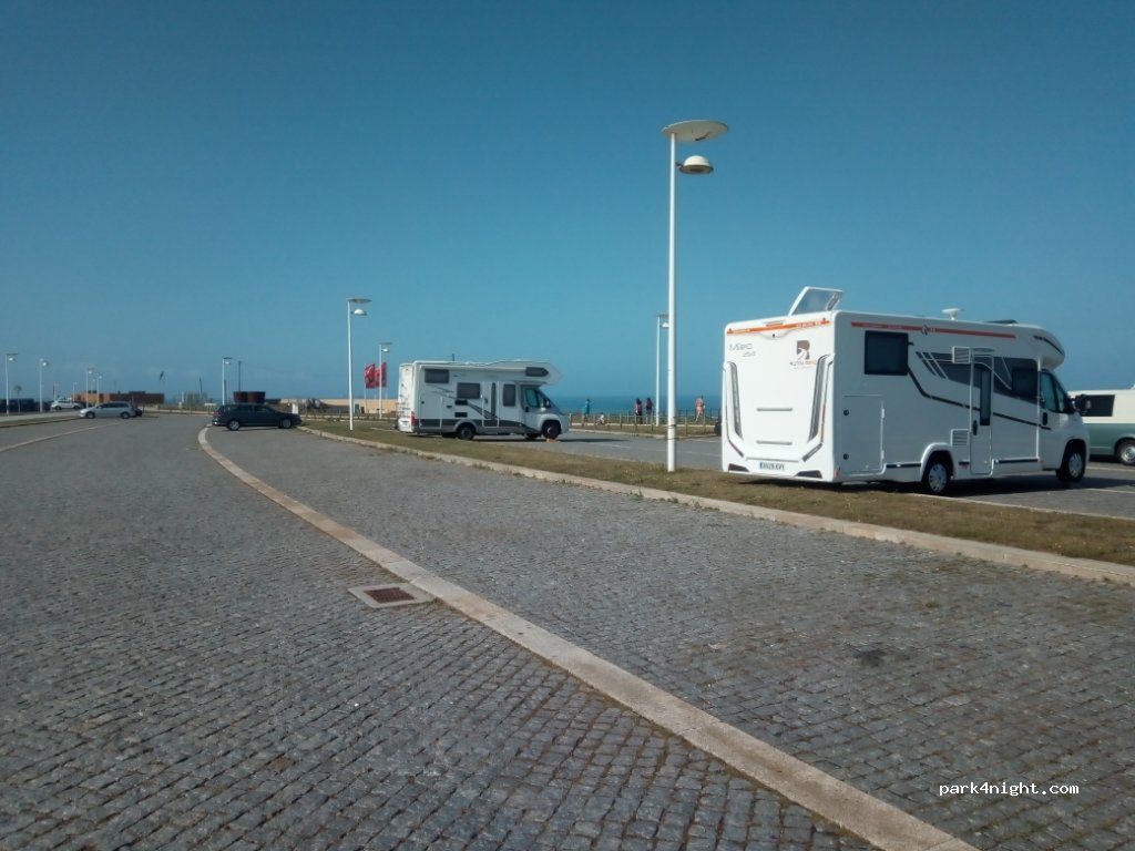 (4450) Leça da Palmeira - Avenida Liberdade — foto 2