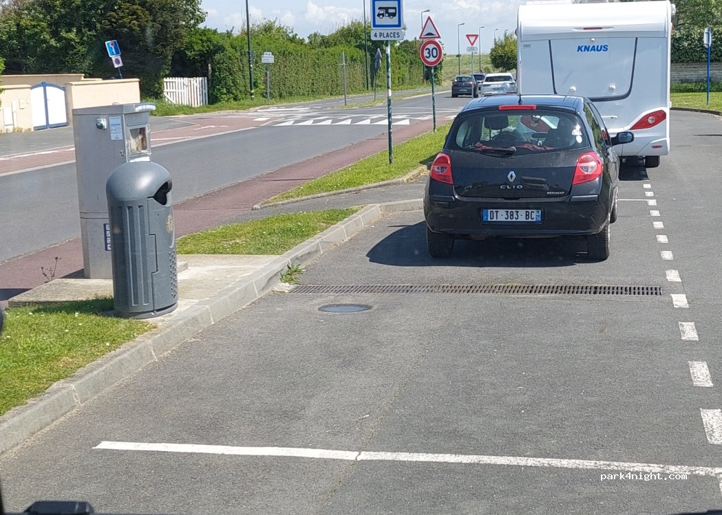 (14530) Luc-sur-Mer - 45 Route de Lion — foto 2