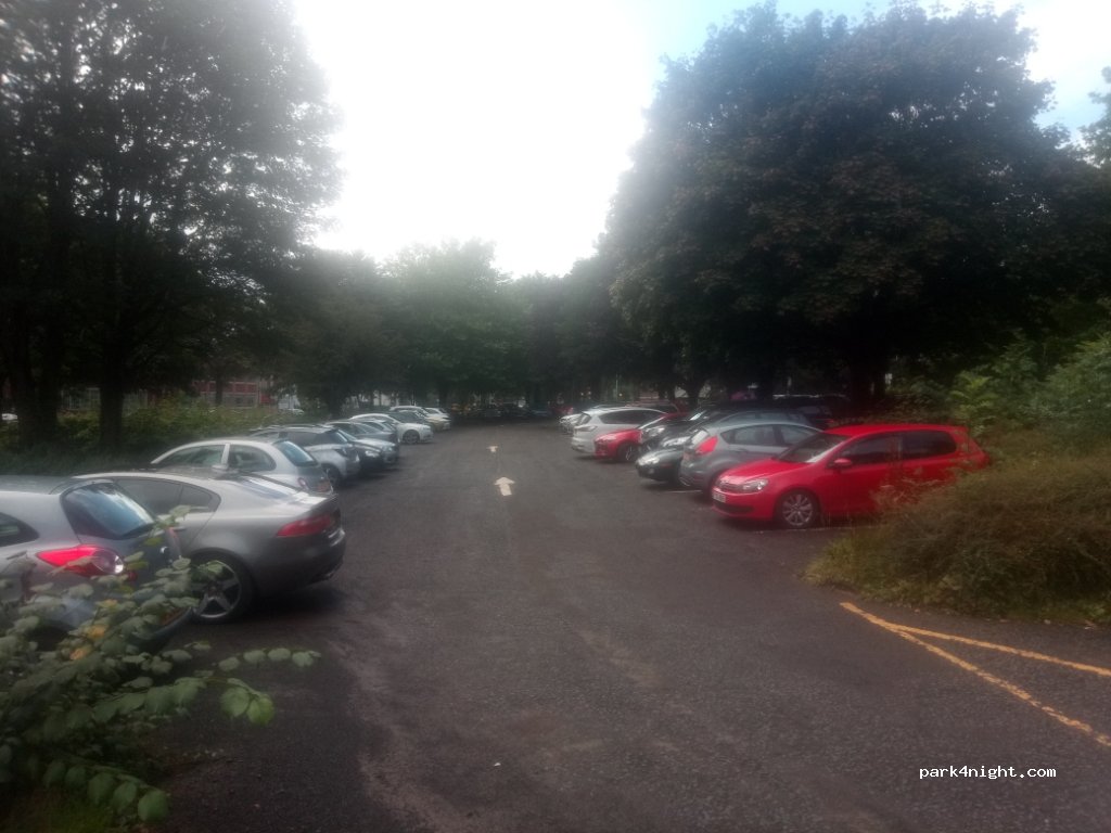 (BT9 5FL) Belfast - 48 Stranmillis Embankment — foto