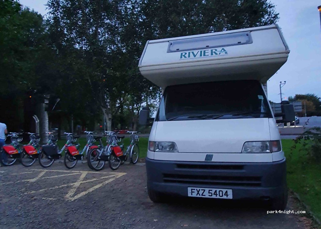 (BT9 5FL) Belfast - 48 Stranmillis Embankment — foto 4
