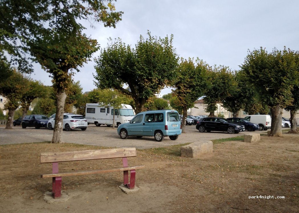 (24300) Nontron - 11 Avenue du Général Leclerc — foto 4