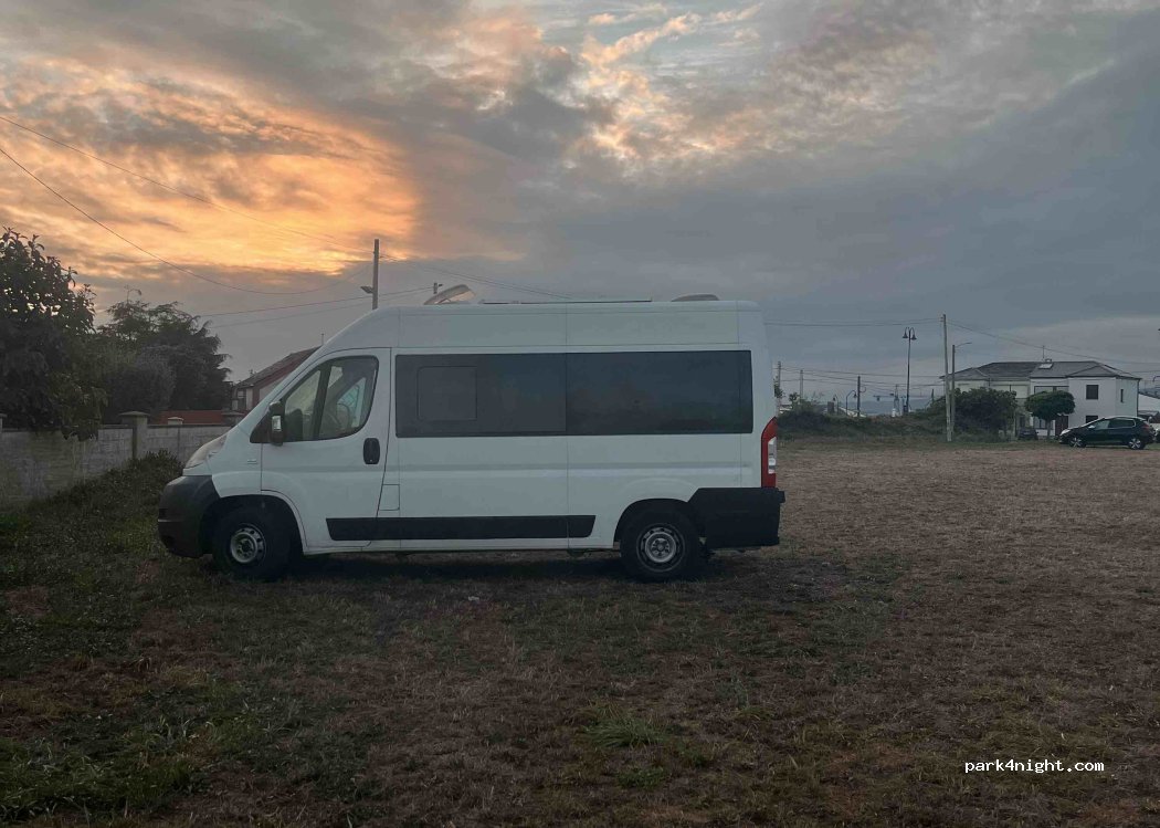 (27710) Ribadeo - 1 Avenida de Rosalía de Castro — foto 5