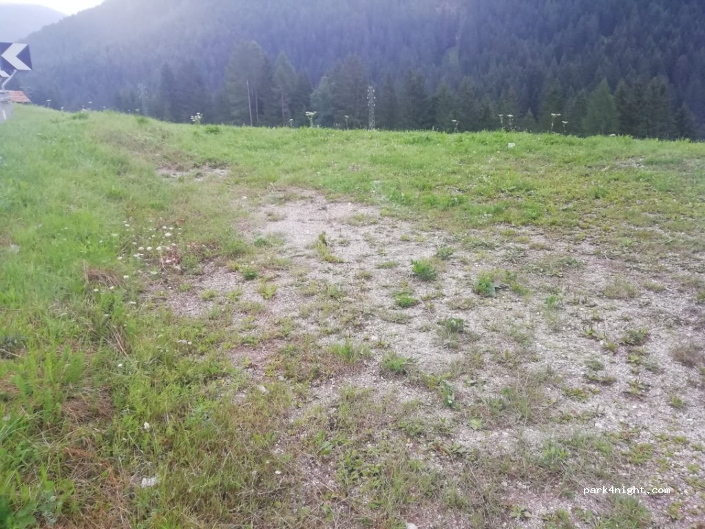 (38039) San Giovanni di Fassa - Strada Dolomites — foto