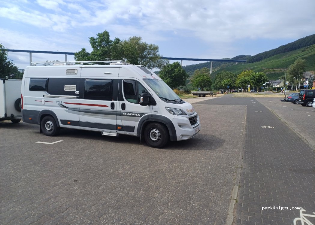 Wohnmobilhafen Ürzig — foto 4