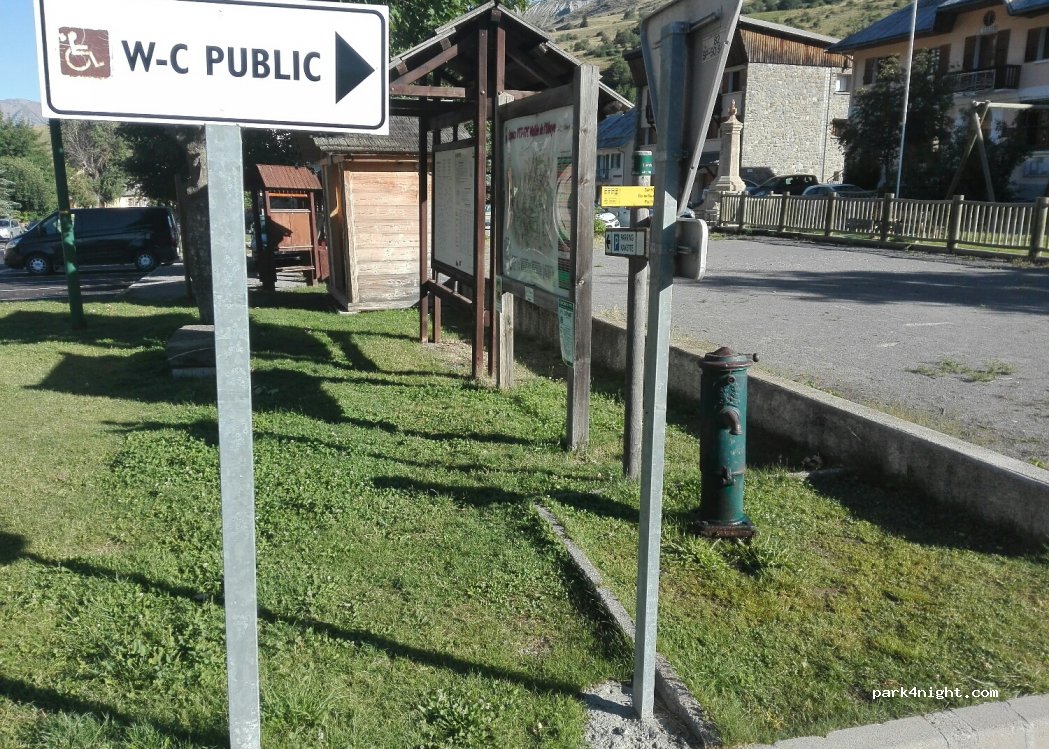 (04530) Larche - Rue de la Clavette — foto 2