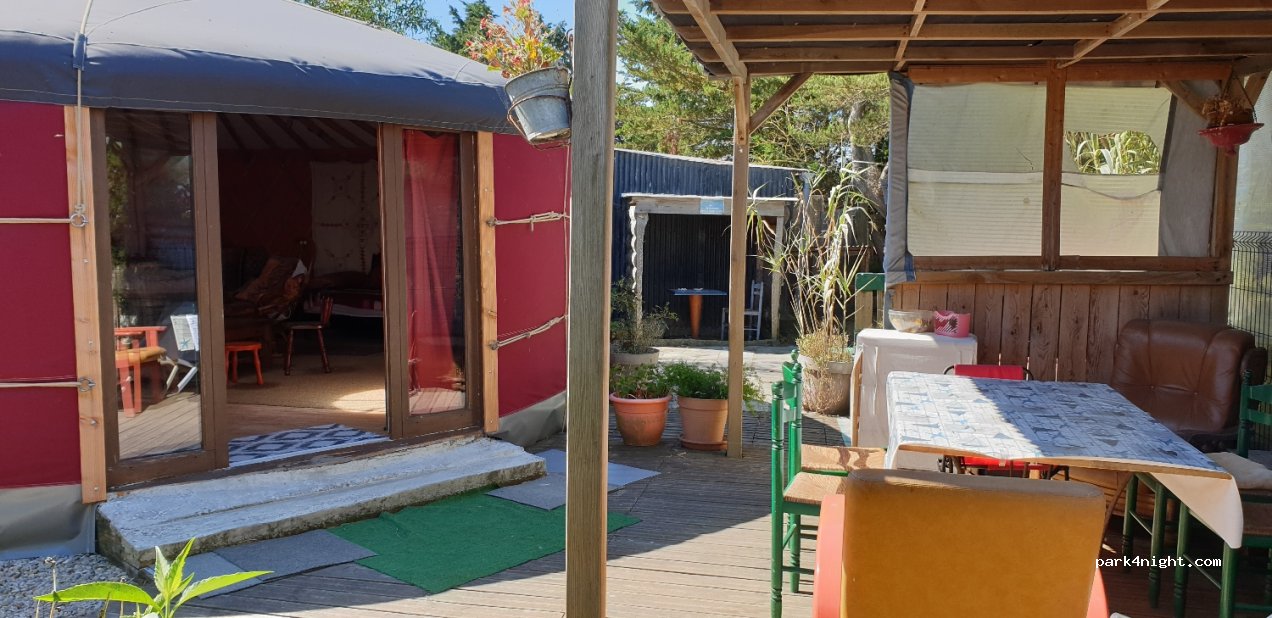 Yourte A La Ferme — foto