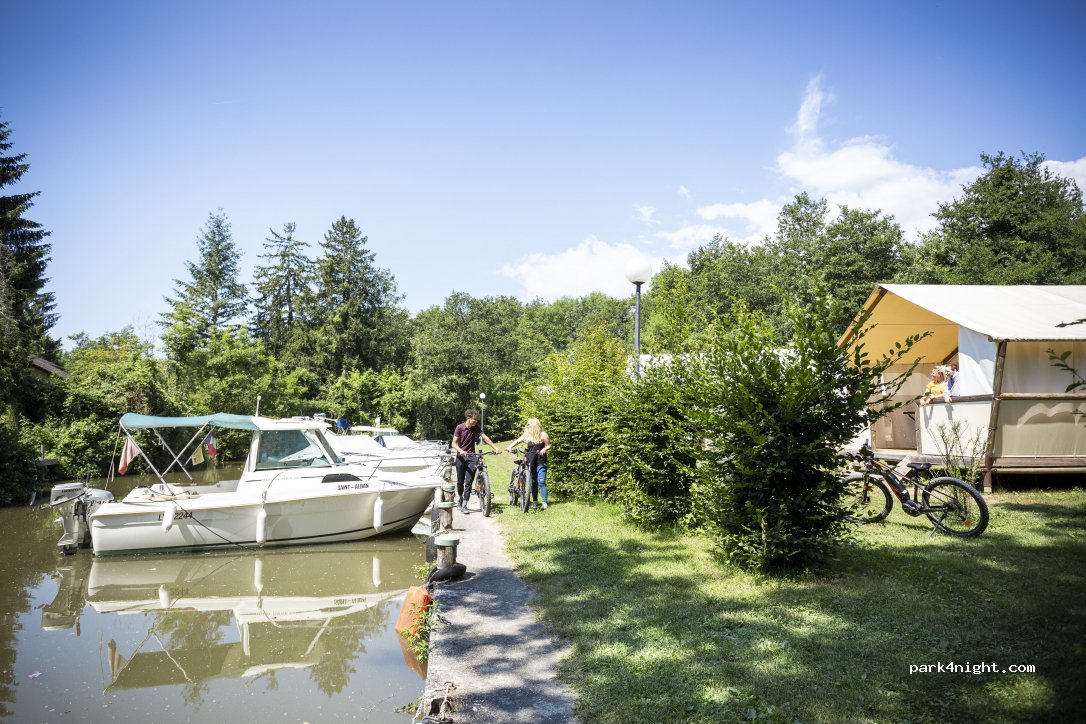 Camping La Pinède — foto