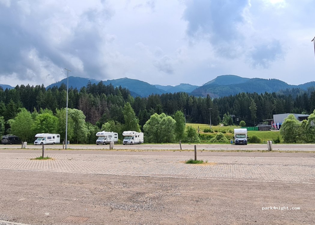 Area Sosta Camper Cavalese — foto 3