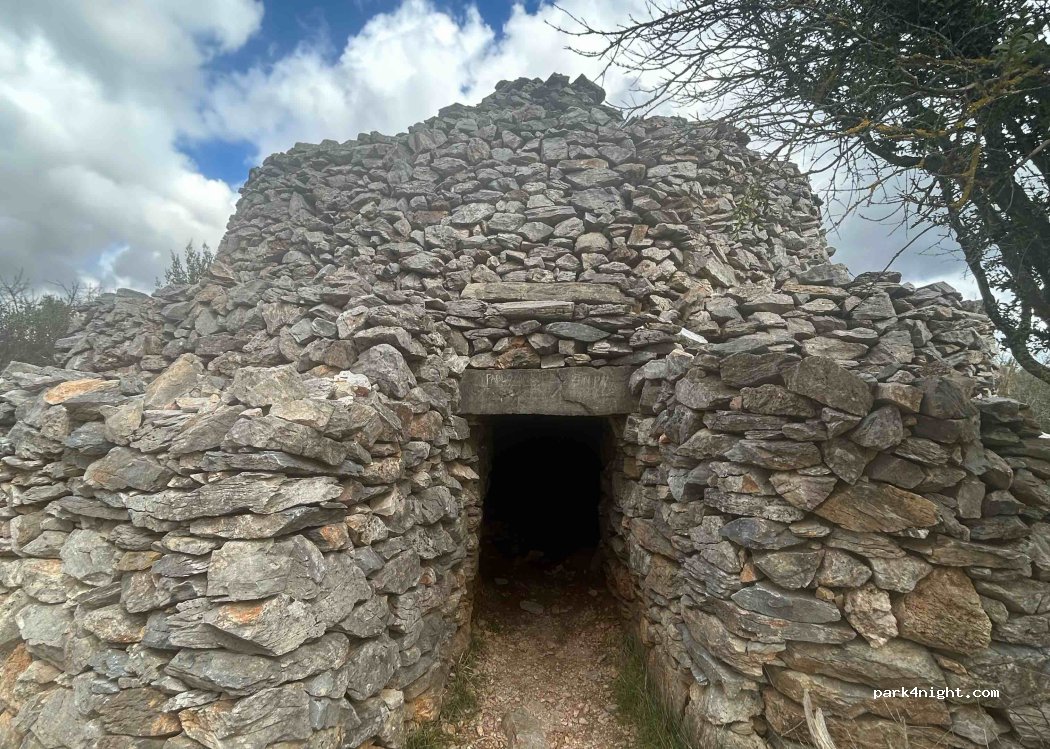 (34600) Faugères - Unnamed Road — foto 5