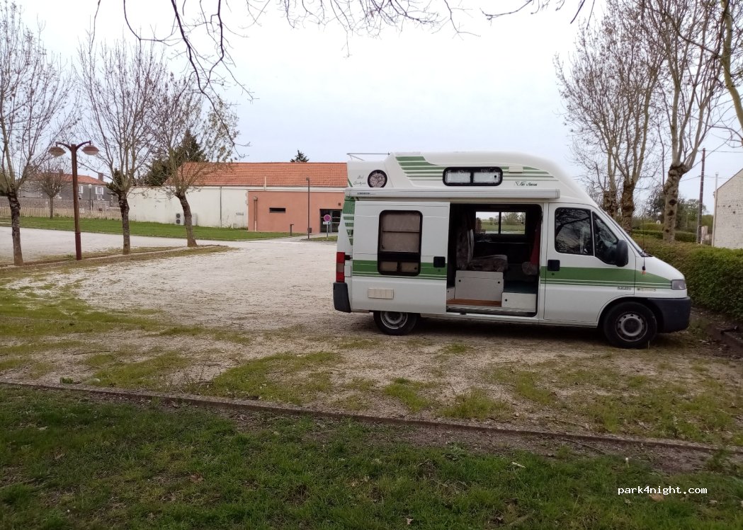 (85420) Saint-Pierre-le-Vieux - 55 Chemin des Bas / Le Bourg — foto 2