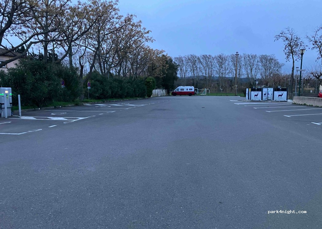 (11800) Trèbes - 1 Avenue Pierre Curie — foto 4