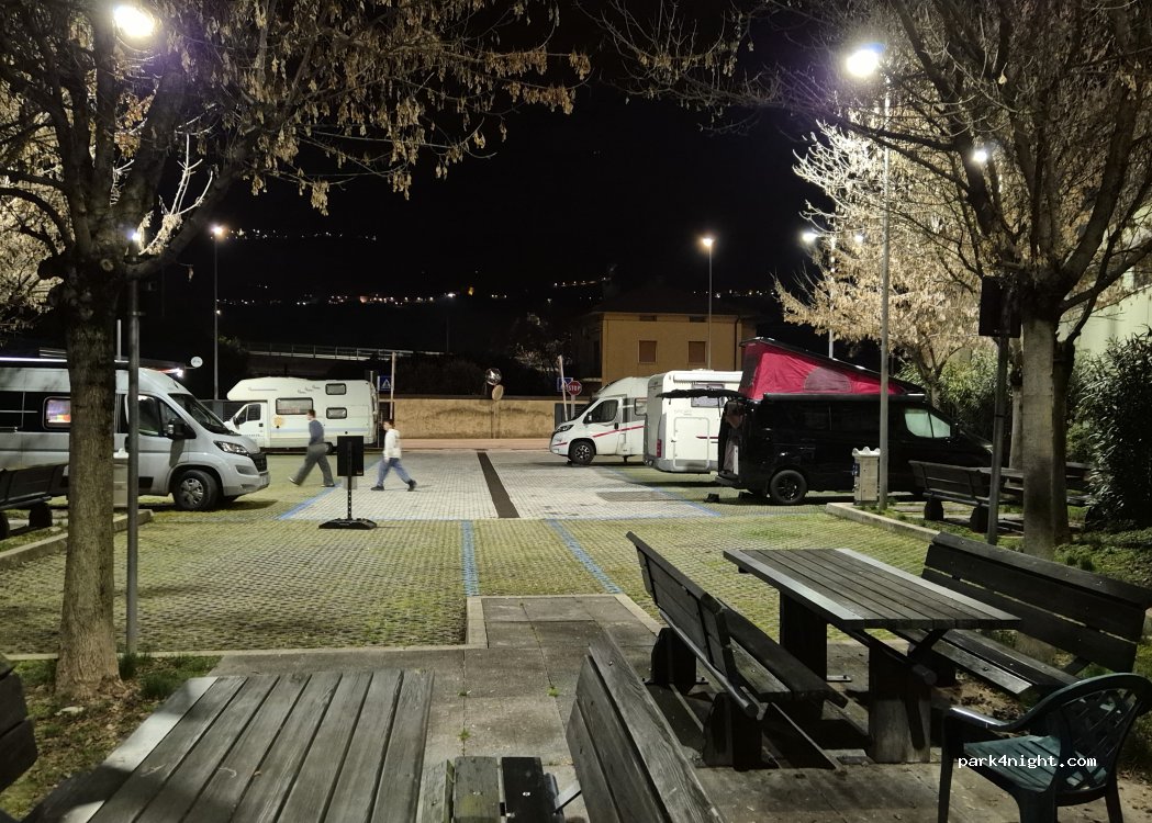 Camper Parking Area Oak Rovereto — foto 5