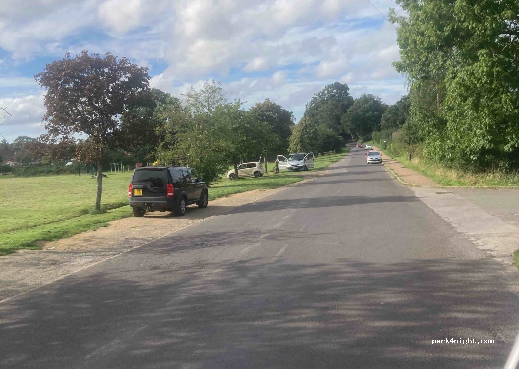 (GU28 9NN)  - 267B Hampers Common Industrial Estate — foto 2