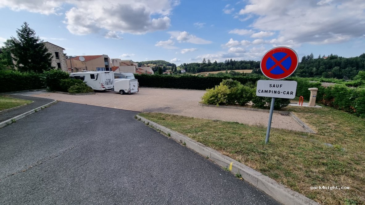 (42600) Verrières-en-Forez - Le Bourg — foto 4