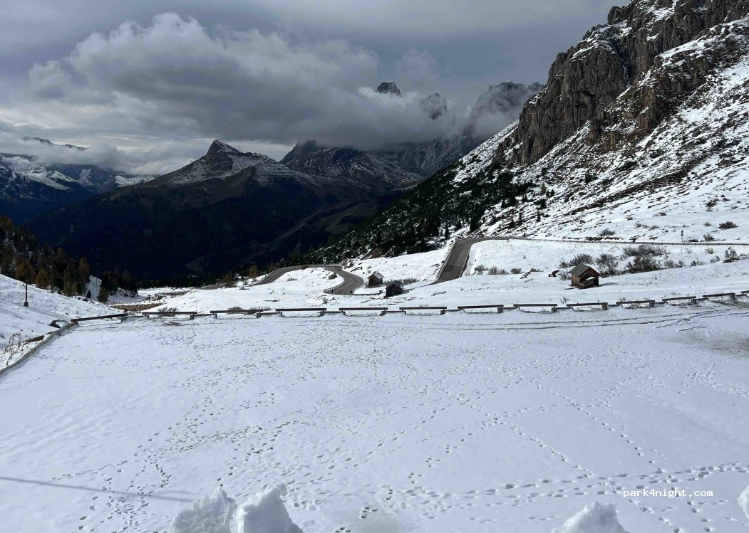 () Passo Pordoi - Strada Statale N. 48 — foto 5