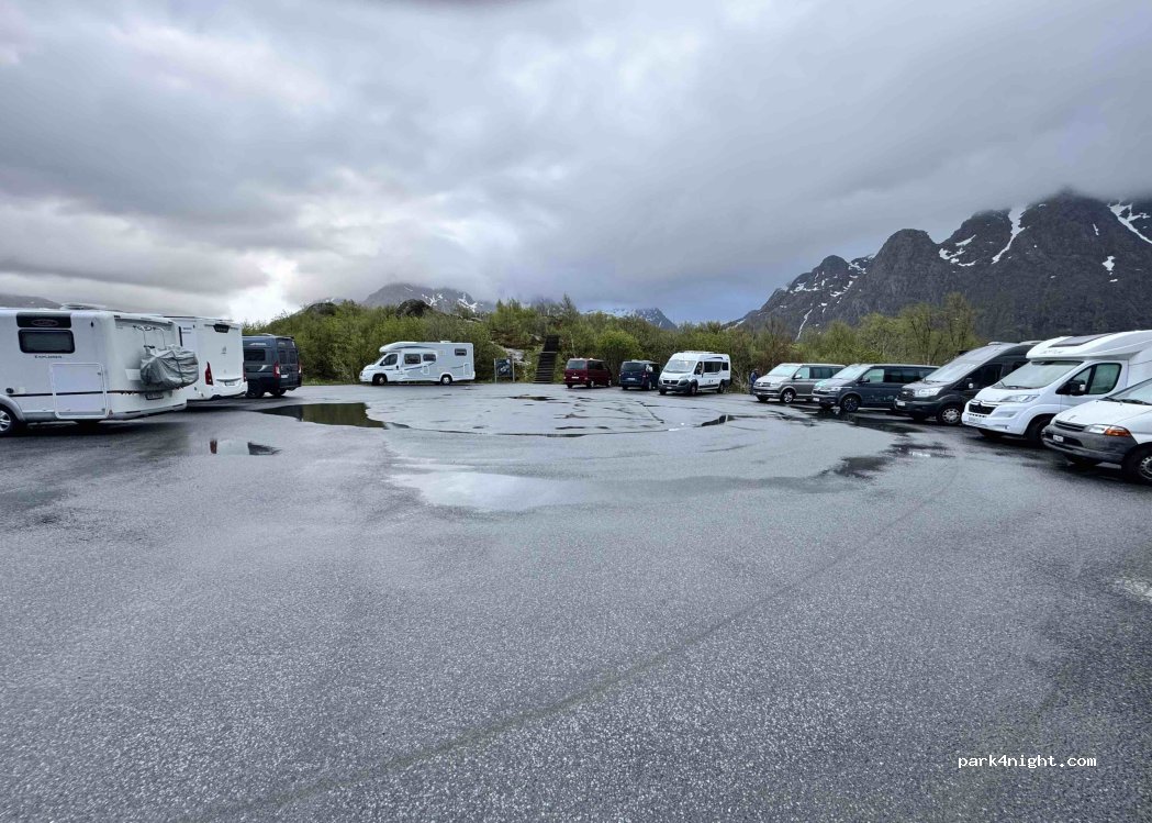 (8300) Svolvær - 340 E10 — foto 3