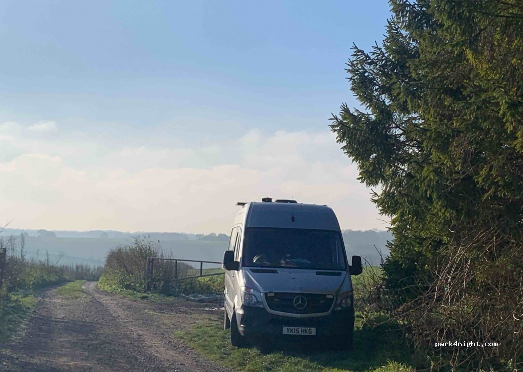 (SN8 3RX) between Burbage and Everleigh, Wilts - byway — foto