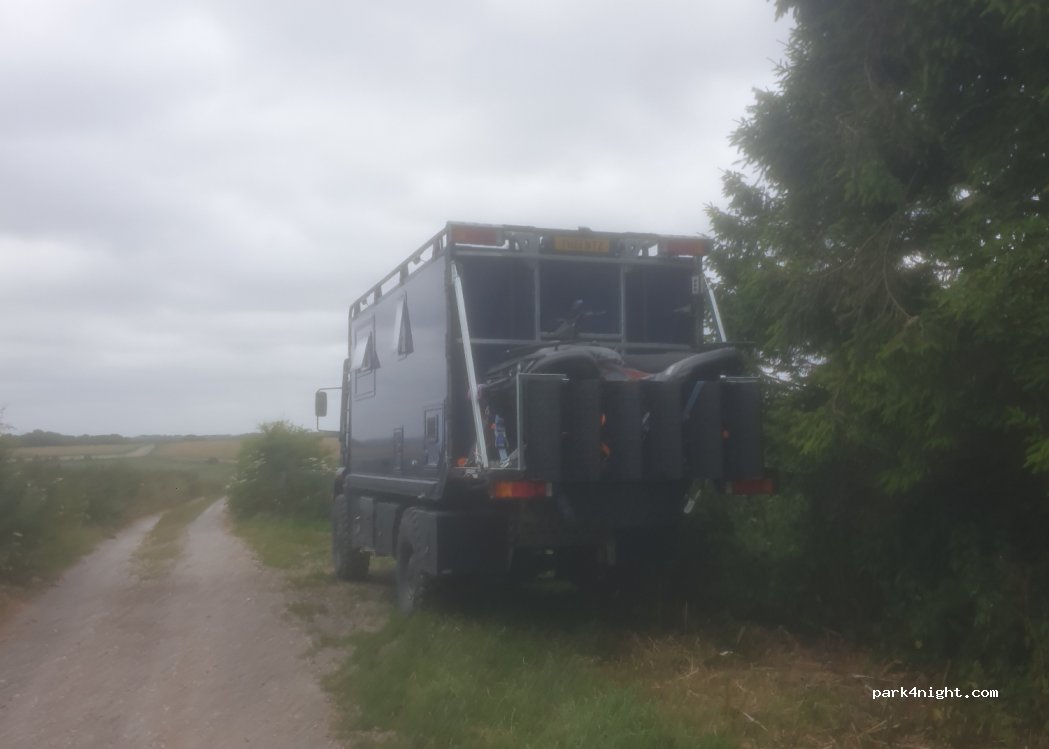 (SN8 3RX) between Burbage and Everleigh, Wilts - byway — foto 3