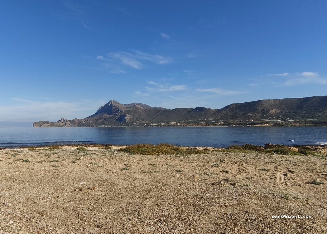 (734 00)  - Unnamed Road — foto 3