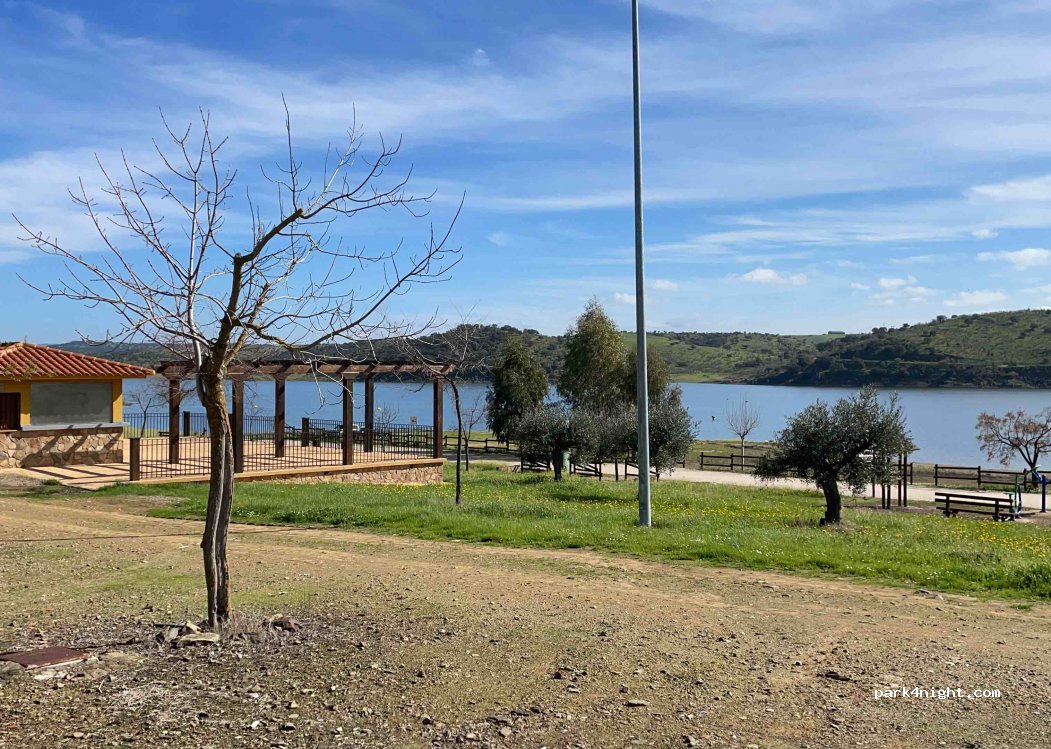 (06770) Talarrubias - BA-137 — foto 2